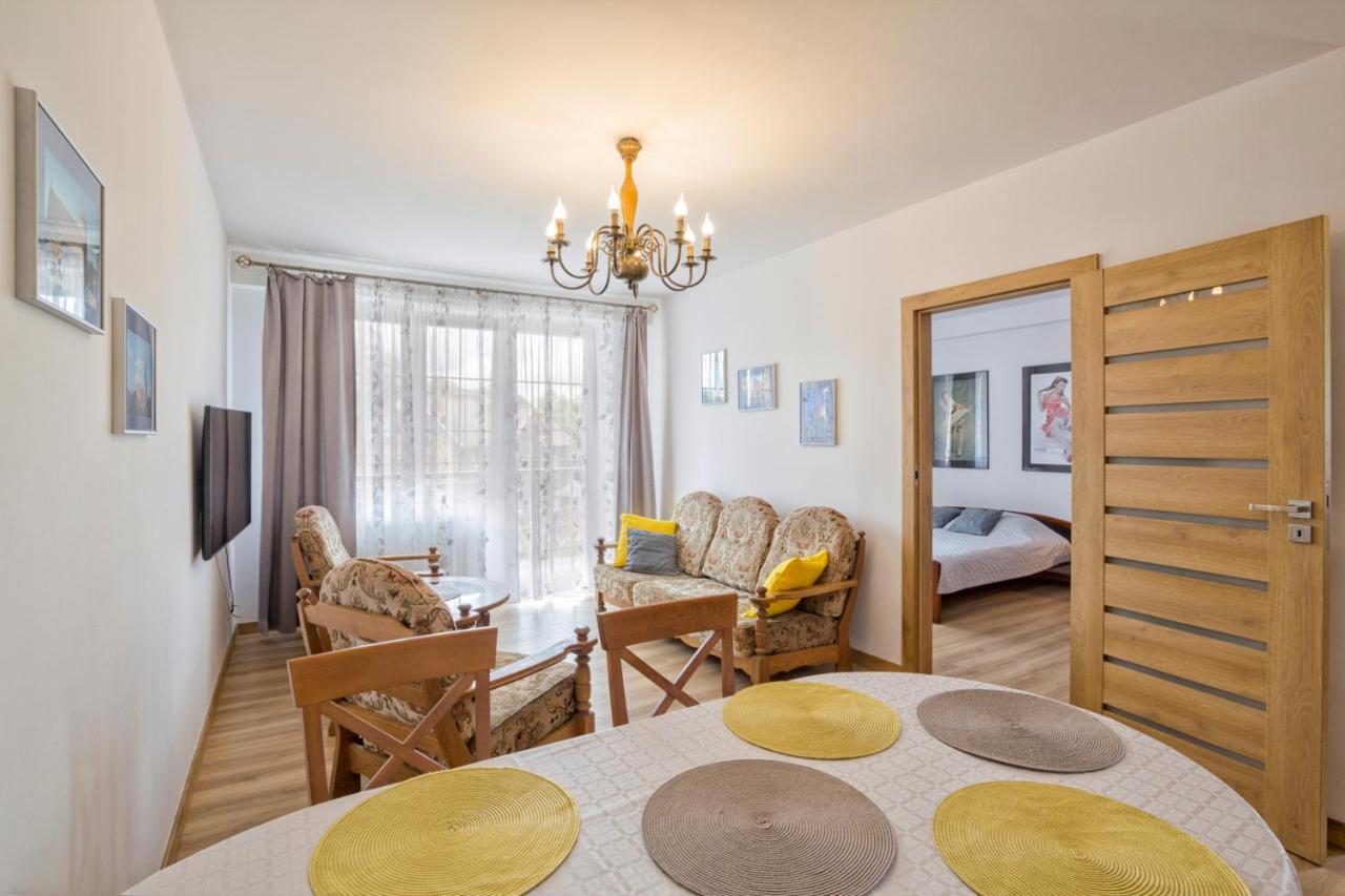 オルシュティンApartament Przy Starowceアパートメント エクステリア 写真
